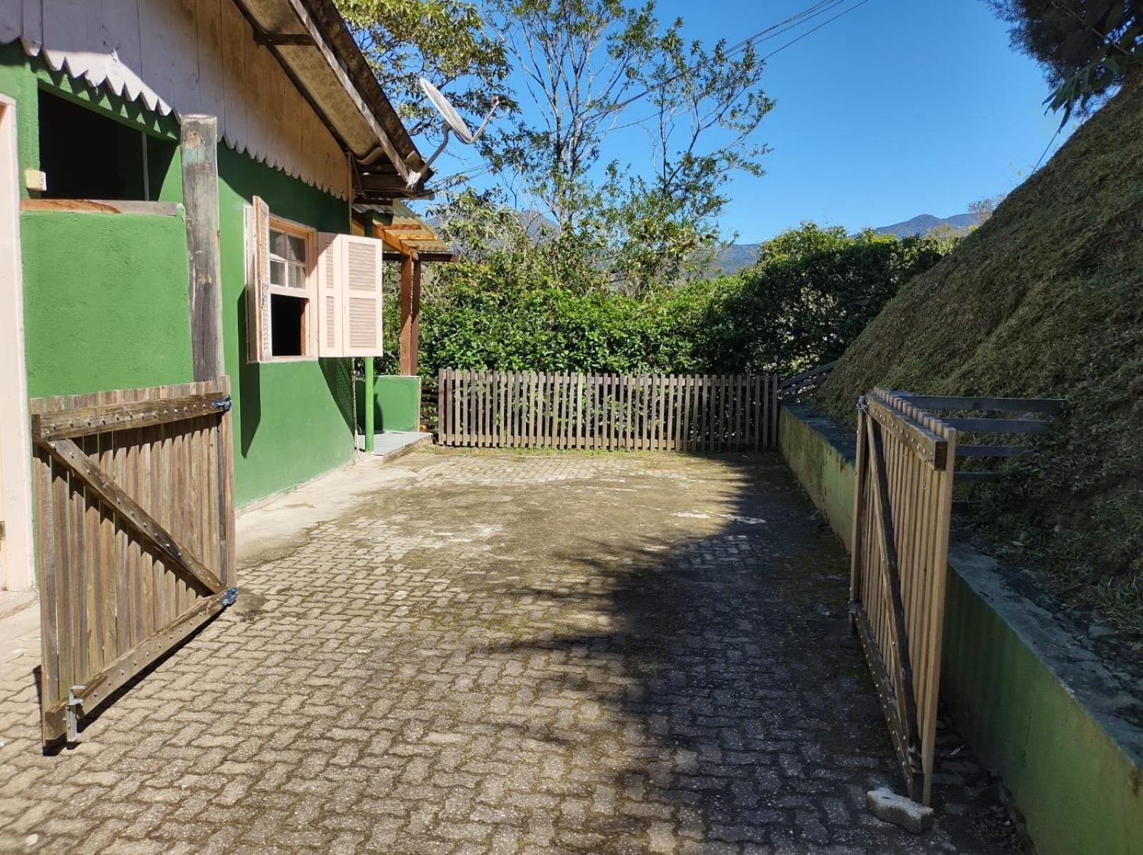 Chalés&casas Shallon Adonai *