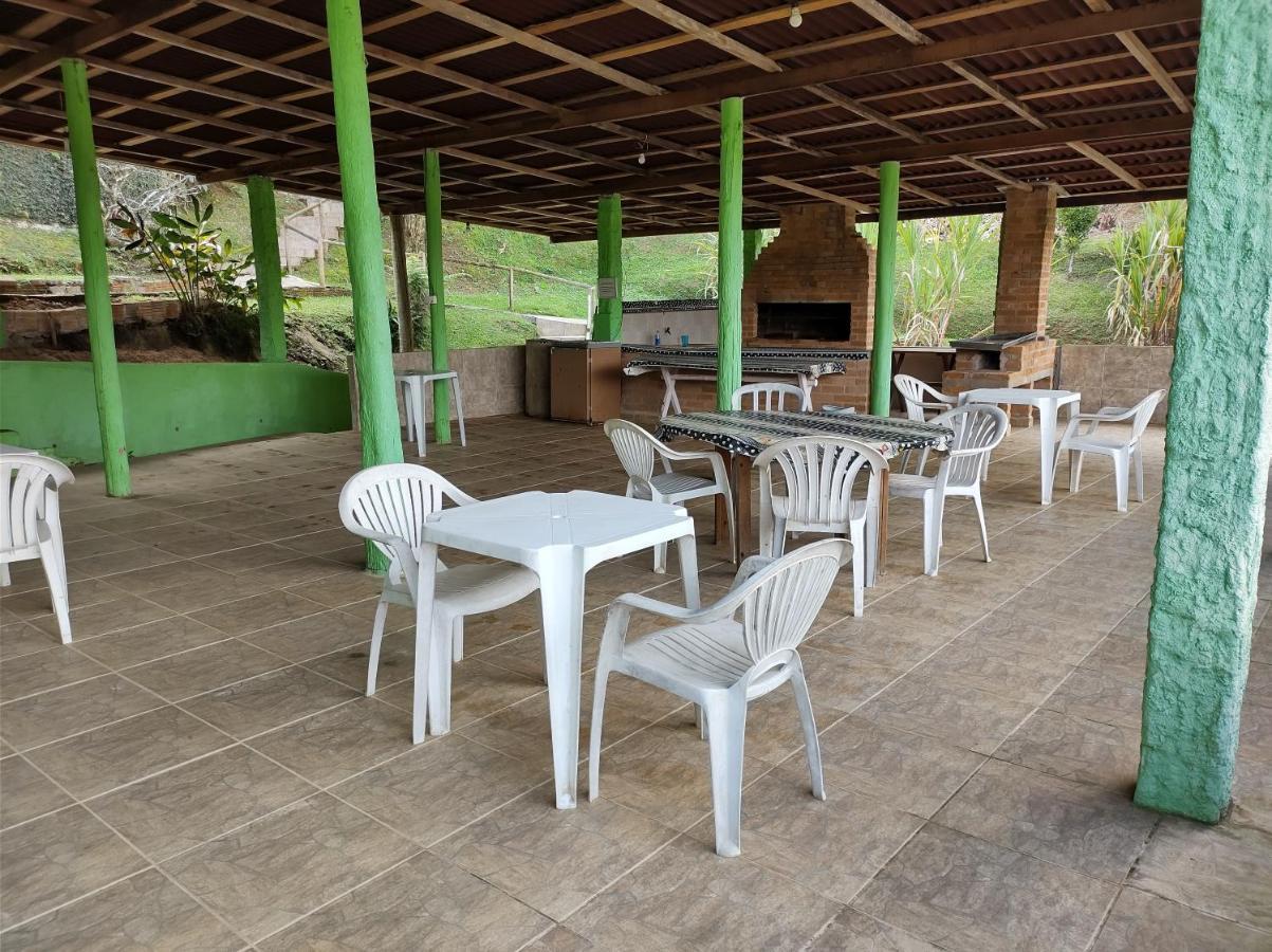 & Casas Shallon Adonai