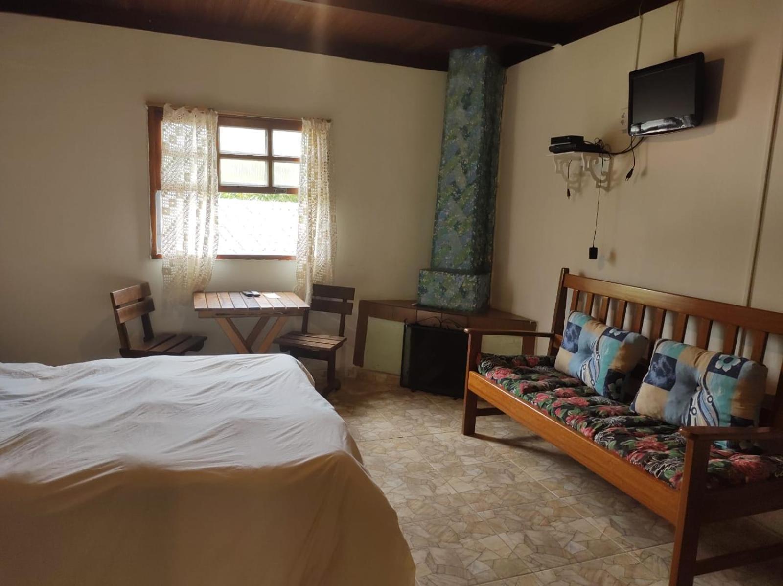 & Casas Shallon Adonai