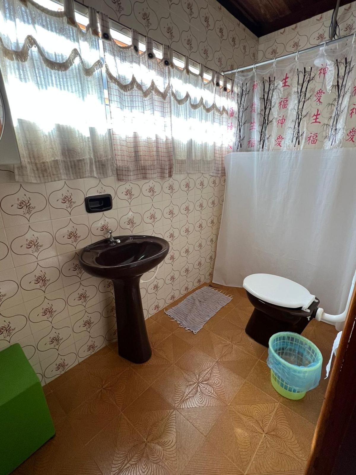 & Casas Shallon Adonai